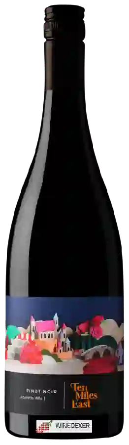 Winery Ten Miles East - Pinot Noir