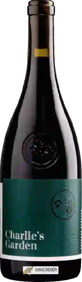 Winery Two Hands - Charlie's Garden Shiraz Winery Two Hands - Charlie's Garden Shiraz