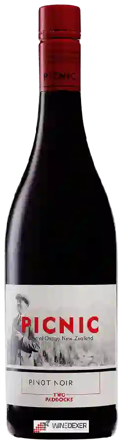 Winery Two Paddocks - Picnic Pinot Noir Winery Two Paddocks - Picnic Pinot Noir