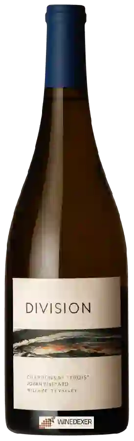 Winery Division - Johan Vineyard Chardonnay 'Trois' Winery Division - Johan Vineyard Chardonnay 'Trois'