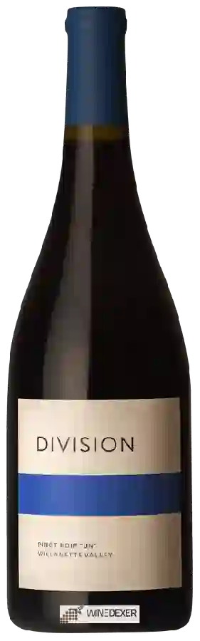 Winery Division - Pinot Noir 'UN'