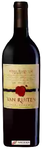 Winery Van Ruiten - Davis Road Red